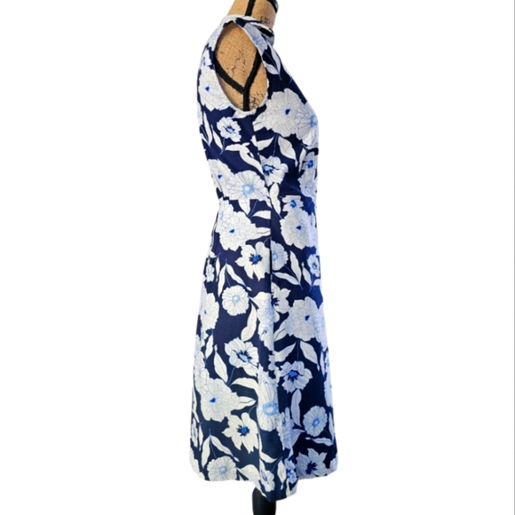 Tommy Hilfiger Floral Wrap Dress in Blue and White, Size XS - Picture 3 of 6